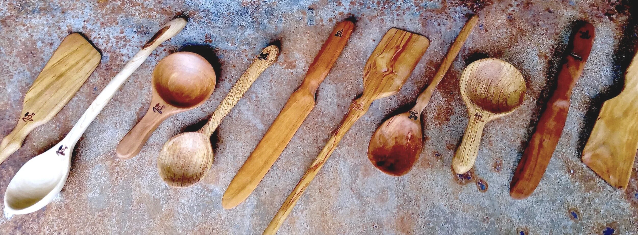 Hand top carving spoons